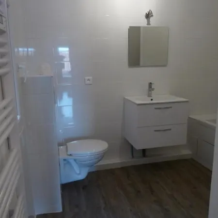 Joli Quartier Brassens 55 M2 A 2 Mn Du Centre Sète